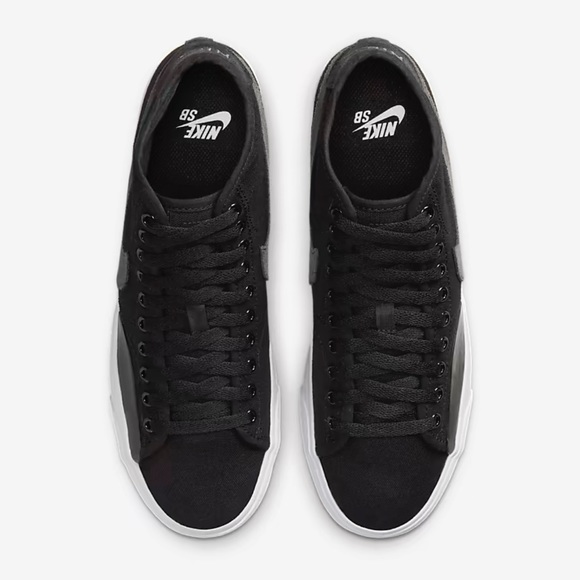 Nike Skate Shoes
Nike SB Blazer Court Mid
Premium
•Black/Anthracite
•FB1378-001 - Picture 7 of 16